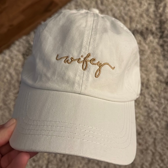 Altar'd State Accessories - Wifey Hat